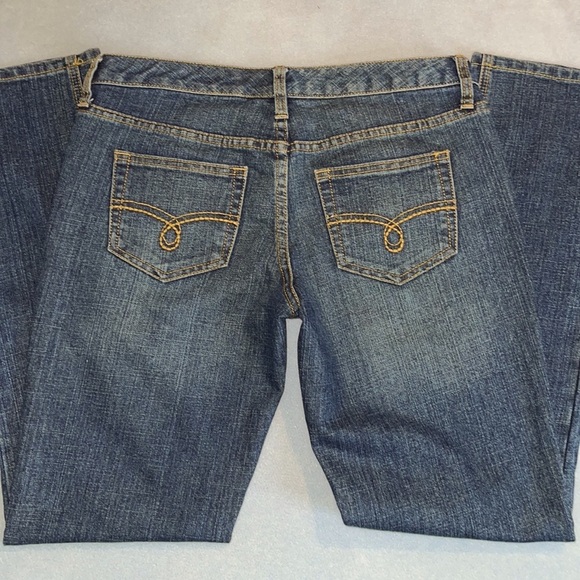 Size 3 Jeans American Rag - Picture 2 of 4